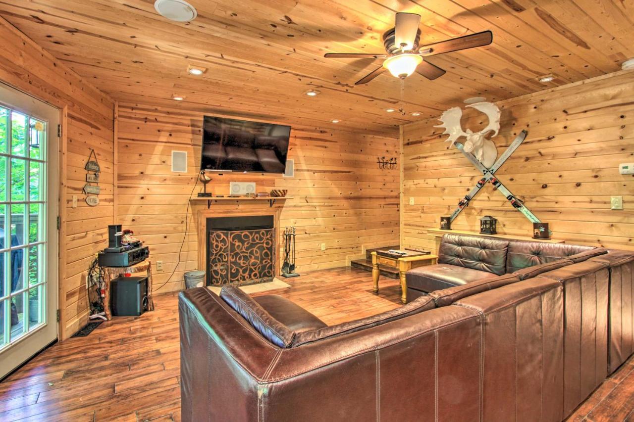 Rustic With Hot Tub 2 Mi To Town Hébergement de vacances *