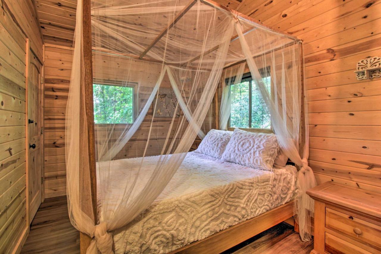 Rustic With Hot Tub 2 Mi To Town Hébergement de vacances *